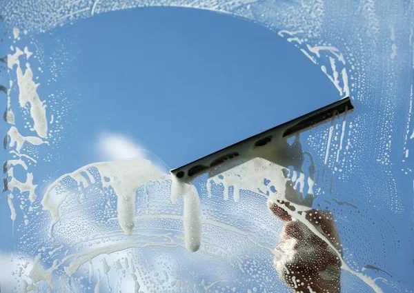 Choose Window Cleaning Centennial for Cleaner and Clearer Windows