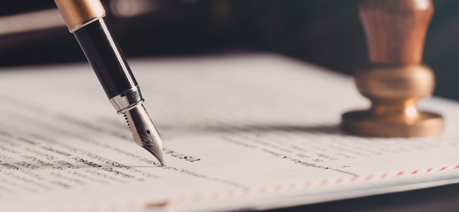 Find Local Document Services Through Mobile Notary Assistance in Camden County